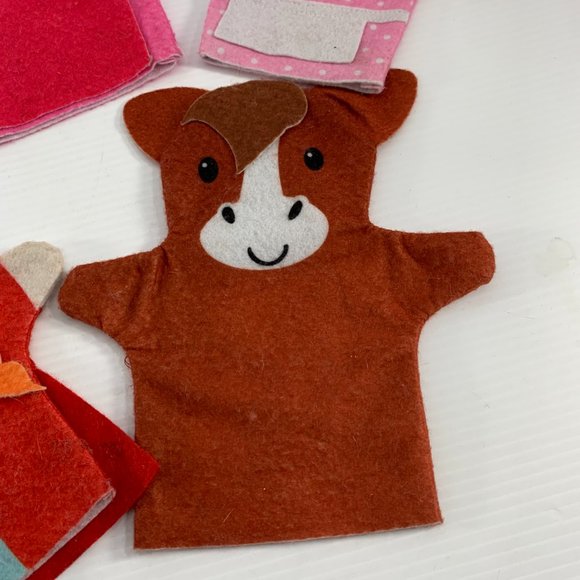 Lot of 5 Felt Hand Puppets Pig Red Riding Hood Dog Grandmother Cow 8.75" X 7.75" - Picture 3 of 11